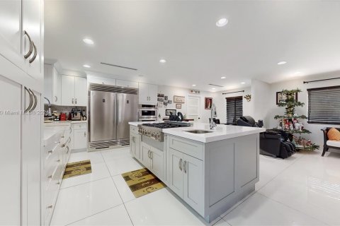 Купить виллу или дом в Хомстед, Флорида 3 спальни, 160.44м2, № 1984873 - фото 13