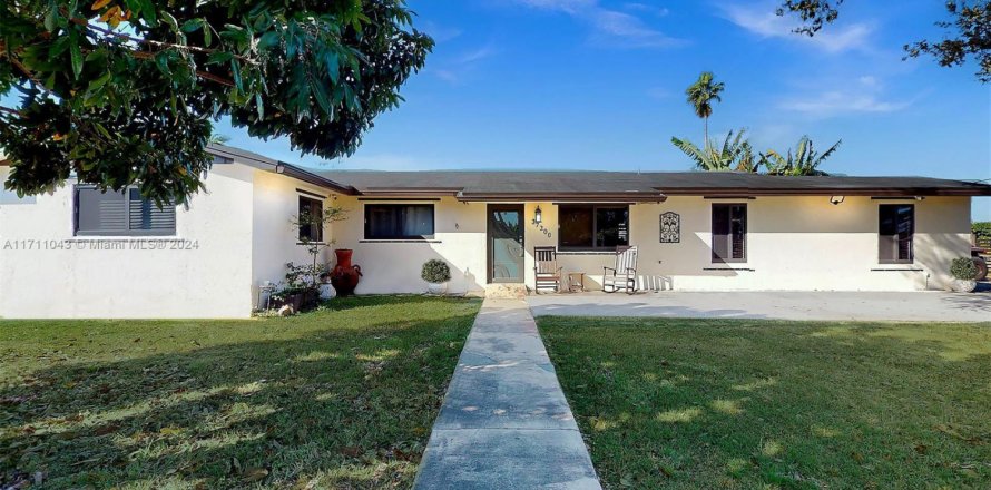 Дом в Хомстед, Флорида 3 спальни, 160.44м2 № 1984873