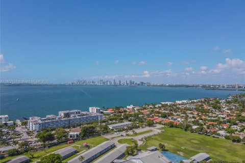 Condominio en alquiler en North Bay Village, Florida, 2 dormitorios, 95.69 m2 № 1787118 - foto 5