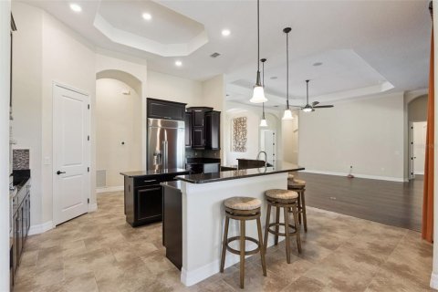 House in Sorrento, Florida 4 bedrooms, 298.77 sq.m. № 2395938 - photo 19