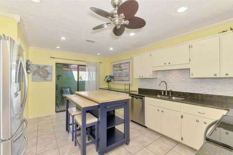 Villa ou maison à vendre à Venice, Floride: 2 chambres, 161.84 m2 № 2413666 - photo 18