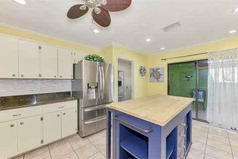 Villa ou maison à vendre à Venice, Floride: 2 chambres, 161.84 m2 № 2413666 - photo 19