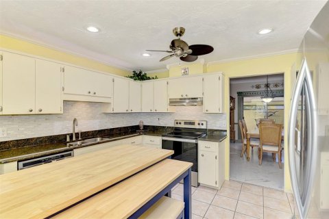 Villa ou maison à vendre à Venice, Floride: 2 chambres, 161.84 m2 № 2413666 - photo 22