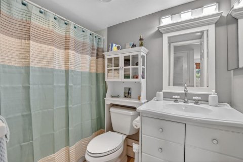 Condo in Delray Beach, Florida, 2 bedrooms № 2171909 - photo 25