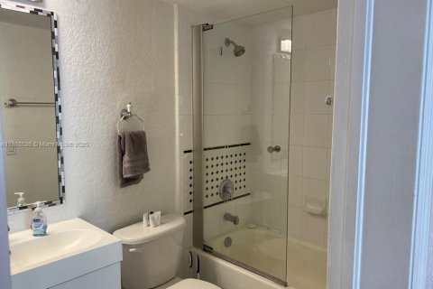 Condominio en venta en Miami Beach, Florida, 1 dormitorio, 41.16 m2 № 1894230 - foto 11