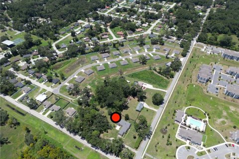 House in Ocala, Florida 4 bedrooms, 317.17 sq.m. № 2305121