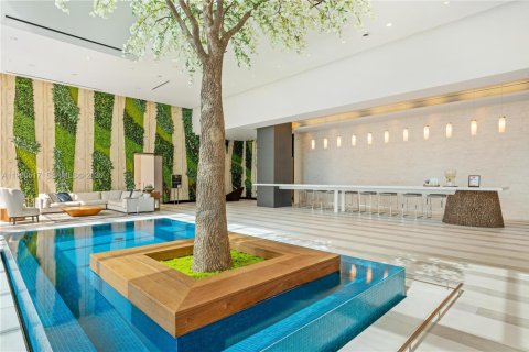 Condo in Miami, Florida, 1 bedroom  № 2044914 - photo 23
