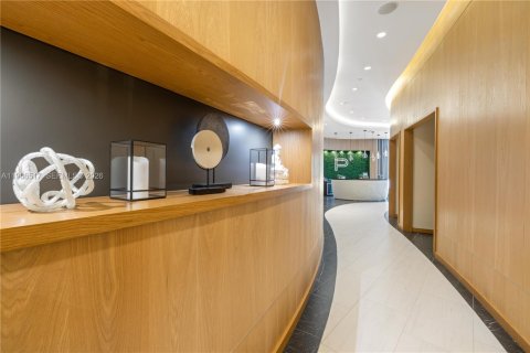 Condo in Miami, Florida, 1 bedroom  № 2044914 - photo 20