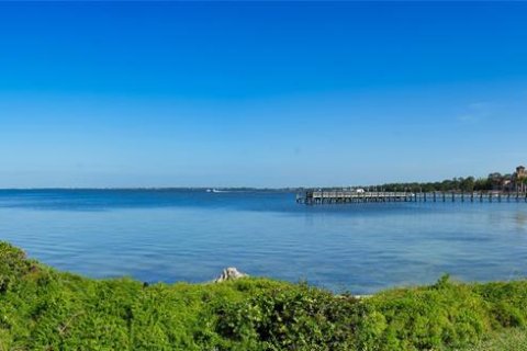 House in Sarasota, Florida 2 bedrooms, 183.95 sq.m. № 1571513 - photo 9