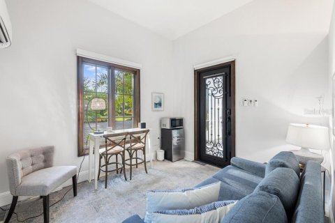 House in Sarasota, Florida 6 bedrooms, 483.18 sq.m. № 1300420 - photo 25