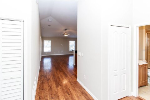 House in Hudson, Florida 3 bedrooms, 134.24 sq.m. № 1536643 - photo 10
