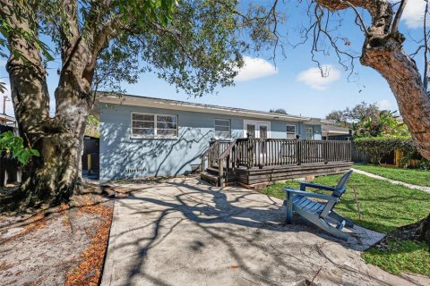 Villa ou maison à vendre à Tampa, Floride: 3 chambres, 122.45 m2 № 2341604 - photo 24