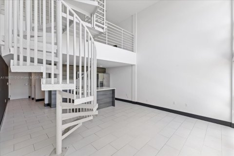 Condominio en venta en Miami Beach, Florida, 1 dormitorio, 79.99 m2 № 1875424 - foto 22