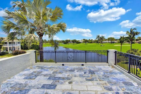 House in Boca Raton, Florida 7 bedrooms, 716.18 sq.m. № 2259791 - photo 27