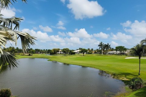 House in Boca Raton, Florida 7 bedrooms, 716.18 sq.m. № 2259791 - photo 3