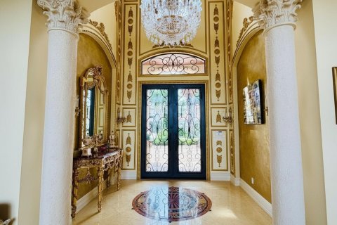 House in Boca Raton, Florida 7 bedrooms, 716.18 sq.m. № 2259791 - photo 4