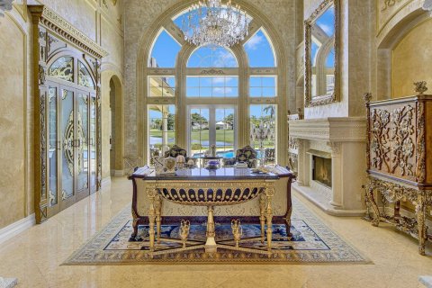 House in Boca Raton, Florida 7 bedrooms, 716.18 sq.m. № 2259791 - photo 5