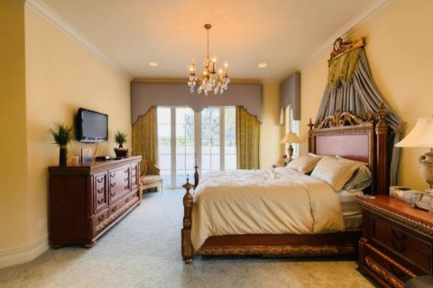 House in Boca Raton, Florida 7 bedrooms, 716.18 sq.m. № 2259791 - photo 22