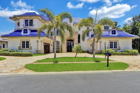 House in Boca Raton, Florida 7 bedrooms, 716.18 sq.m. № 2259791