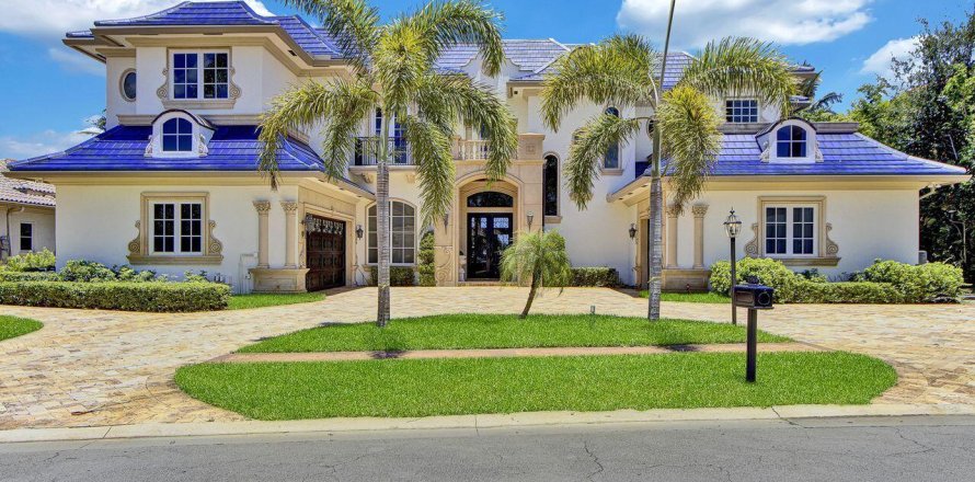 House in Boca Raton, Florida 7 bedrooms, 716.18 sq.m. № 2259791