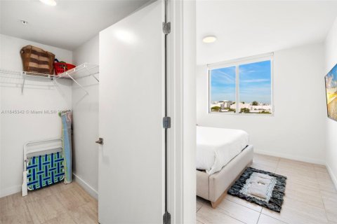Купить кондоминиум в Майами, Флорида 2 спальни, 79.43м2, № 1938581 - фото 13