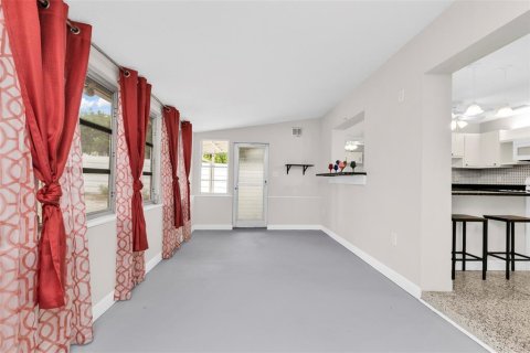 Villa ou maison à vendre à Bradenton, Floride: 3 chambres, 120.03 m2 № 2407146 - photo 2