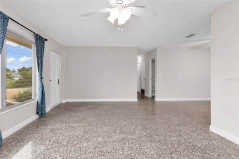 Villa ou maison à vendre à Bradenton, Floride: 3 chambres, 120.03 m2 № 2407146 - photo 16
