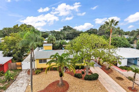 Villa ou maison à vendre à Bradenton, Floride: 3 chambres, 120.03 m2 № 2407146 - photo 4