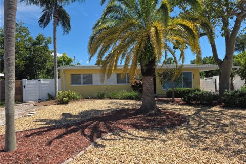 Villa ou maison à vendre à Bradenton, Floride: 3 chambres, 120.03 m2 № 2407146 - photo 3