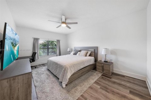 Condo in Juno Beach, Florida, 3 bedrooms  № 1874931 - photo 10