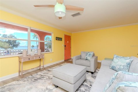 Купить кондоминиум в Галфпорта, Флорида 10 комнат, 80.36м2, № 2225584 - фото 8