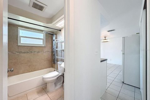 Casa en venta en Holiday, Florida, 2 dormitorios, 93.27 m2 № 2229188 - foto 15