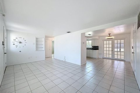 Casa en venta en Holiday, Florida, 2 dormitorios, 93.27 m2 № 2229188 - foto 9