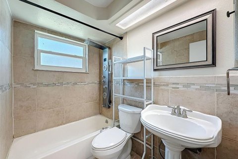 Casa en venta en Holiday, Florida, 2 dormitorios, 93.27 m2 № 2229188 - foto 16