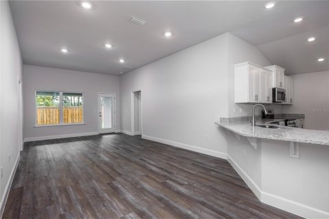 Casa en venta en Alachua, Florida, 4 dormitorios, 169.08 m2 № 2157890 - foto 9