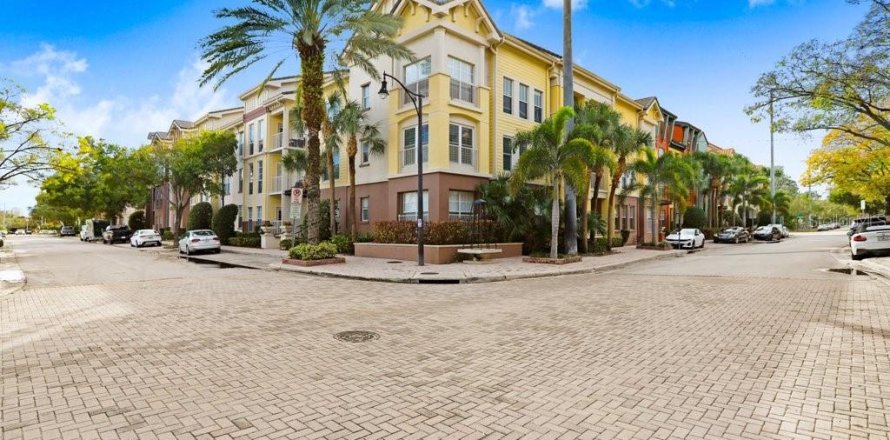 Condo in Tampa, Florida, 1 bedroom  № 2231012