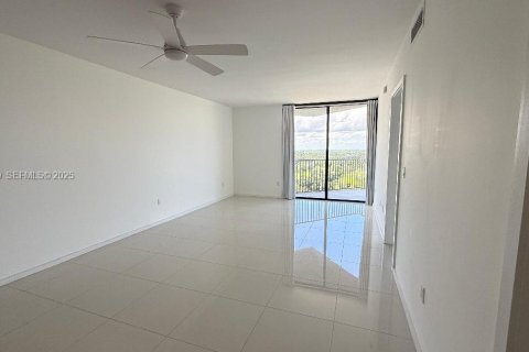Condominio en alquiler en Doral, Florida, 1 dormitorio, 71.44 m2 № 2039782 - foto 8