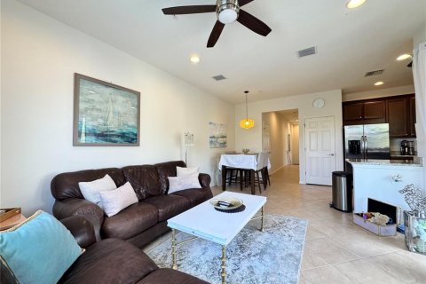 Condominio en alquiler en Bradenton, Florida, 3 dormitorios, 118.64 m2 № 1917859 - foto 9