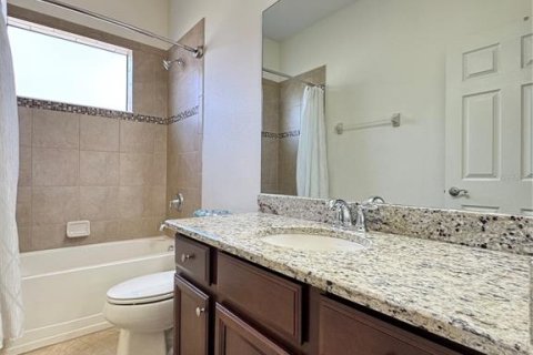 Condominio en alquiler en Bradenton, Florida, 3 dormitorios, 118.64 m2 № 1917859 - foto 24