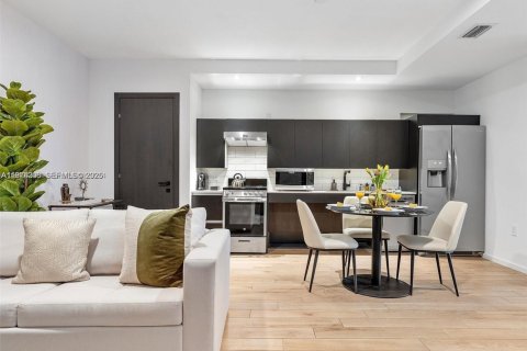 Купить кондоминиум в Майами, Флорида 1 спальня, 53.79м2, № 2036538 - фото 16