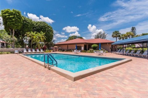 Apartment in Boca Raton, Florida 2 bedrooms, 117.61 sq.m. № 2040517 - photo 2