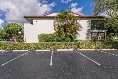 Apartment in Boca Raton, Florida 2 bedrooms, 117.61 sq.m. № 2040517 - photo 8