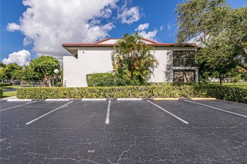 Apartment in Boca Raton, Florida 2 bedrooms, 117.61 sq.m. № 2040517 - photo 7