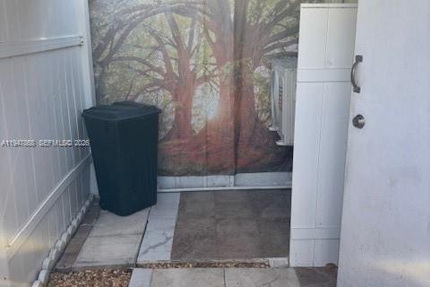 Снять в аренду коммерческую недвижимость в Хайалиа, Флорида 1 спальня, 46.45м2, № 2004621 - фото 12