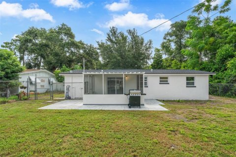 House in Holiday, Florida 2 bedrooms, 80.27 sq.m. № 2259254 - photo 23