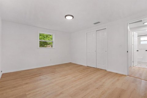 House in Holiday, Florida 2 bedrooms, 80.27 sq.m. № 2259254 - photo 18