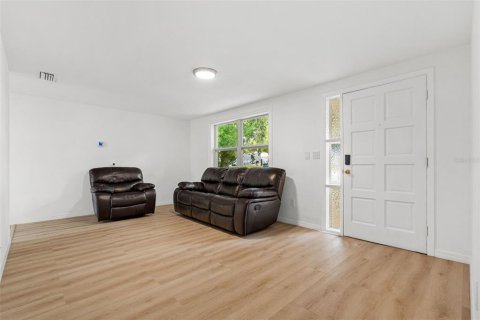 House in Holiday, Florida 2 bedrooms, 80.27 sq.m. № 2259254 - photo 7