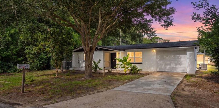 House in Holiday, Florida 2 bedrooms, 80.27 sq.m. № 2259254