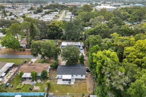 House in Holiday, Florida 2 bedrooms, 80.27 sq.m. № 2259254 - photo 28