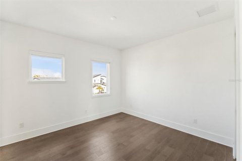 Casa en venta en Orlando, Florida, 6 dormitorios, 616.13 m2 № 2091956 - foto 27